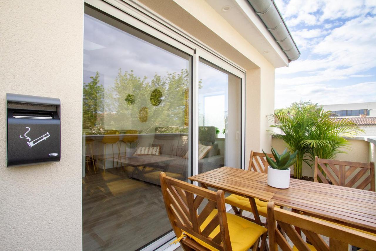 Soleil D'Ete - Netflix & Wifi - Balcon - Climatisation - Parking Gratuit - Check-In 24H24 - Emplacement Velos - Goodmarning Châlons-en-Champagne Εξωτερικό φωτογραφία