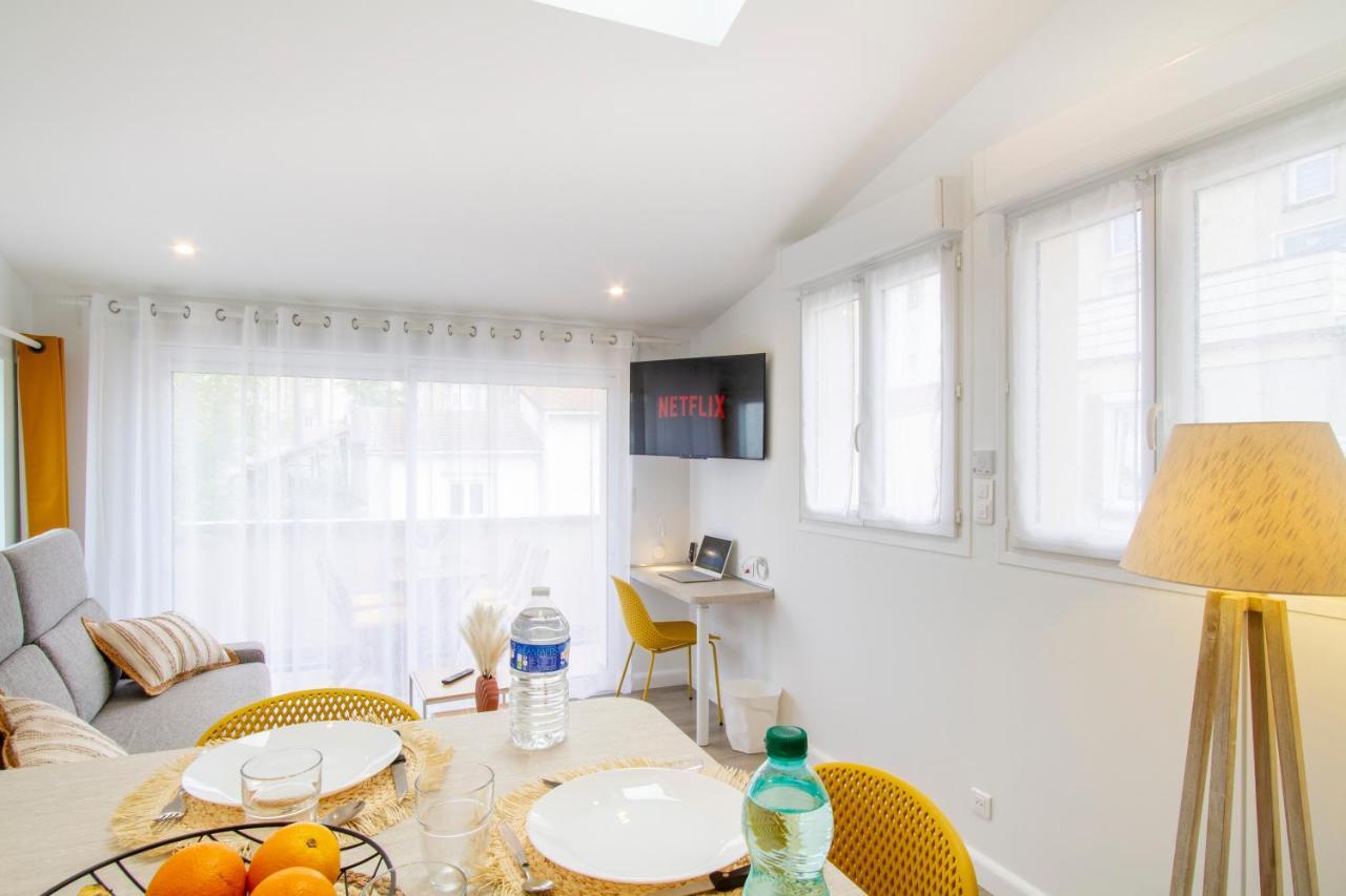 Soleil D'Ete - Netflix & Wifi - Balcon - Climatisation - Parking Gratuit - Check-In 24H24 - Emplacement Velos - Goodmarning Châlons-en-Champagne Εξωτερικό φωτογραφία